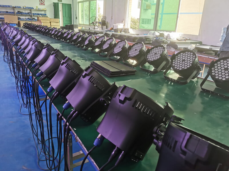 18pcs 4in1 led indoor par light (6) 18шт 4в1 светодиодный светильник для внутреннего освещения (6)