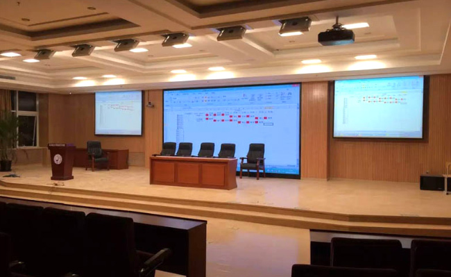 300W LED Spotlight for Auditorium Theater 300 Вт светодиодный прожектор для аудитория театра