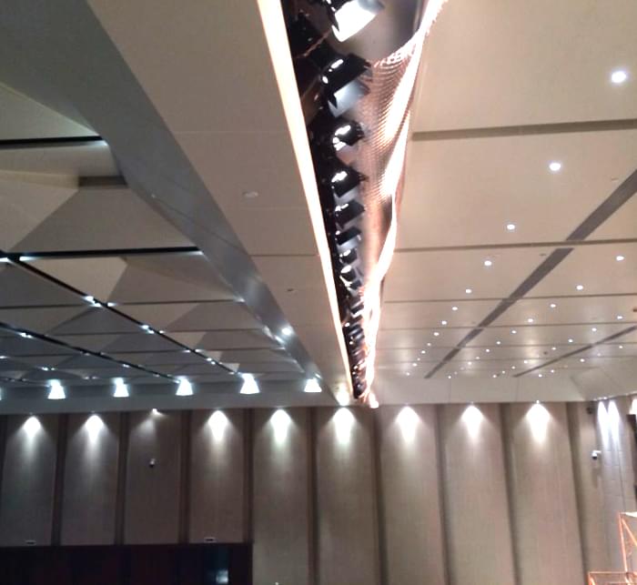 Zhaoqing Dinghu Theater LED surface light design effect Чжаоцин Дингху театр светодиодный эффект дизайна освещения