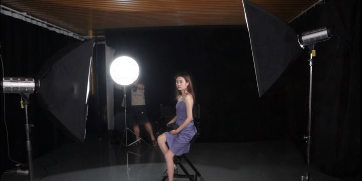 Main light + auxiliary light + contour light effect Главный свет + вспомогательный свет + контурный световой эффект