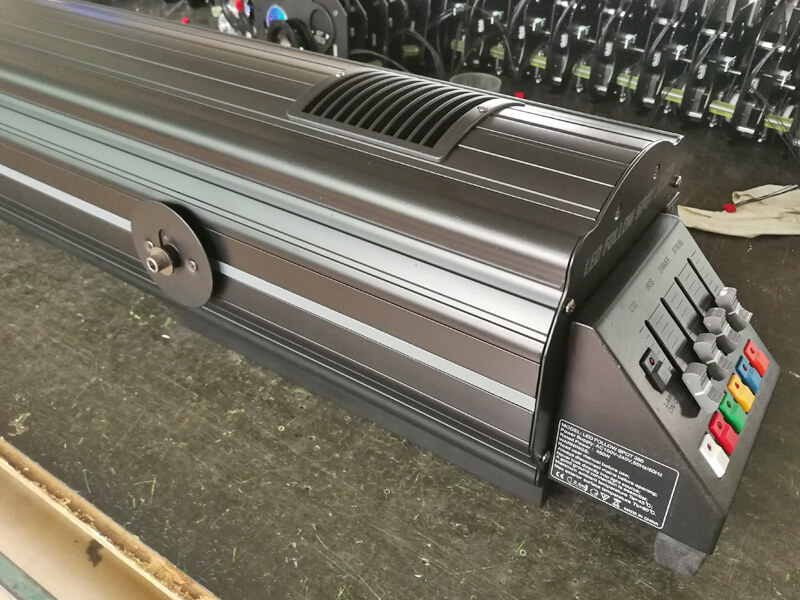 350w long lens led follow spot light (6) Светодиодный прожектор мощностью 350 Вт с длинными линзами (6)