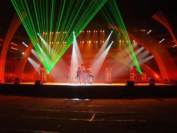 свет лазера