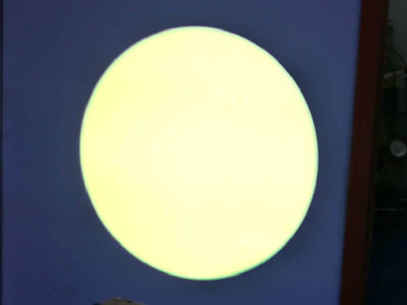 200W RGBW 4in1 Цветной светодиодный точечный светильник