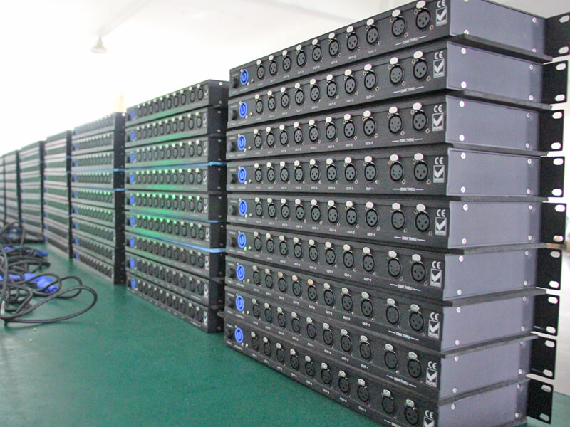 2 входа DMX и 8 выходов DMX DMX 512 Splitter