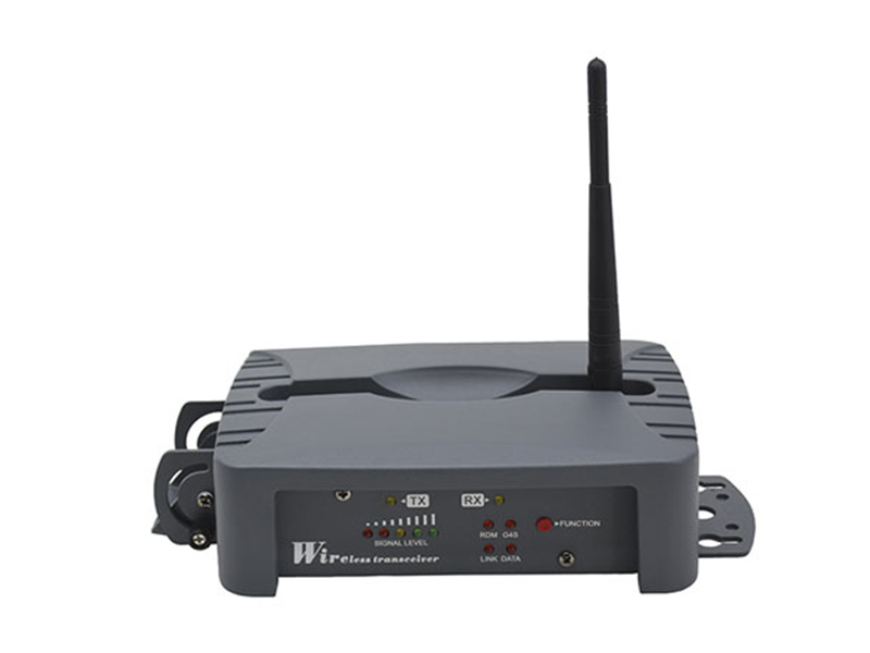 Беспроводной передатчик и приемник DMX для помещений из литого алюминия