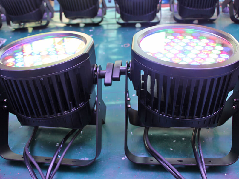 54 шт. RGBW на открытом воздухе светового света