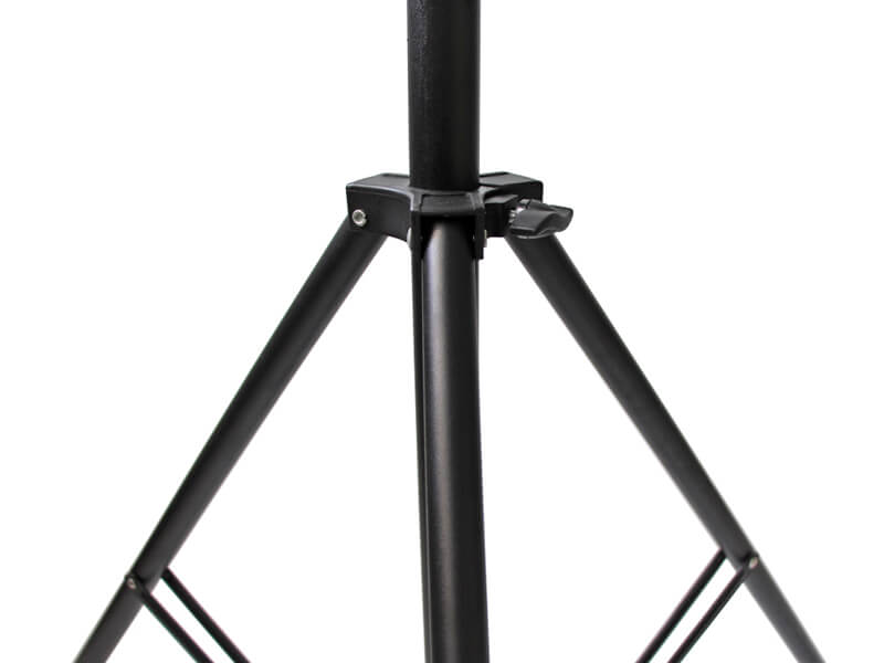 Расширить 2,8 млн студийных штативов