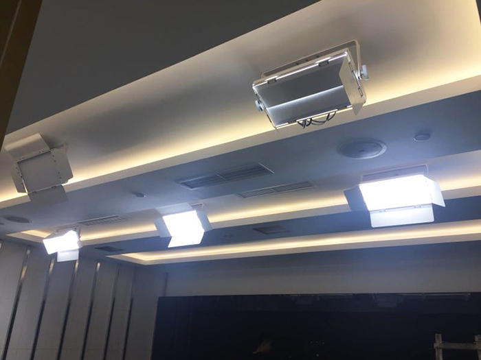 Освещение Vangaa LED трехцветная конференция