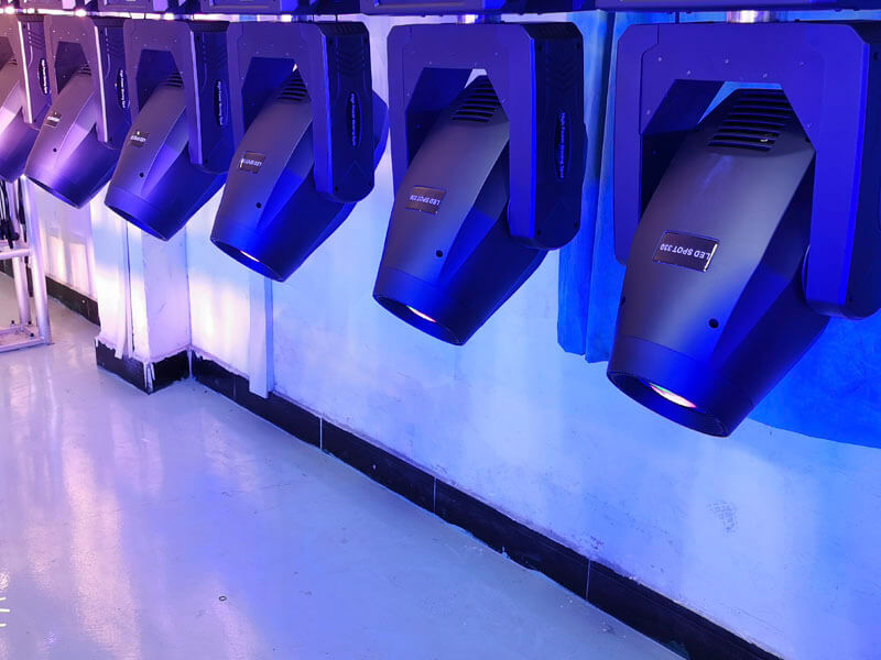 330 светодиодный прожектор CMY Moving Head Light