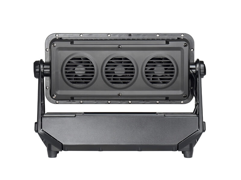 Светодиодный прожектор мощностью 440 Вт