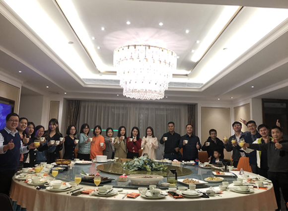 Vangaa LED Freesnel Speathign и светодиодные видео панели используются в студийном проекте телевизионной станции в Сингапуре