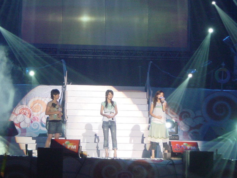 Выступление 200 Вт от Вангеа есть замечательная производительность в городе FM Night Show