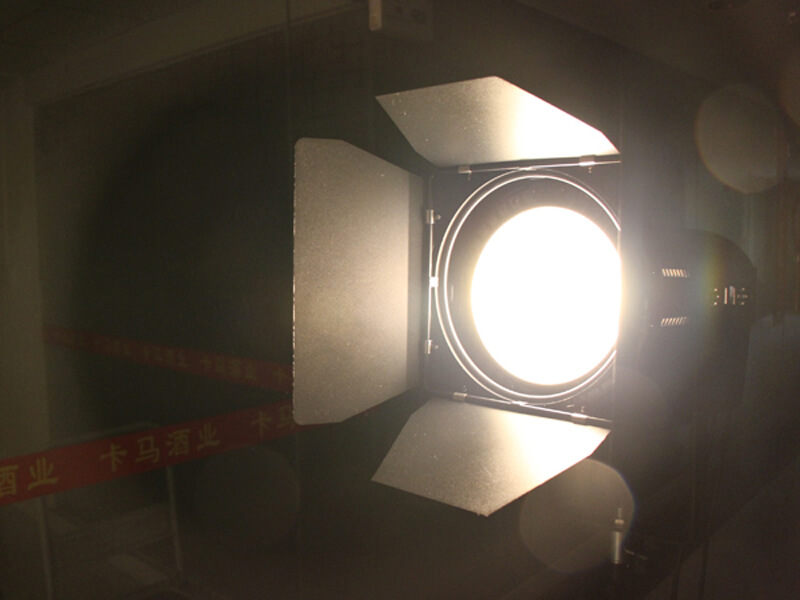 DMX Zoom 100W LED TV Studio Fresnel Continuous Light