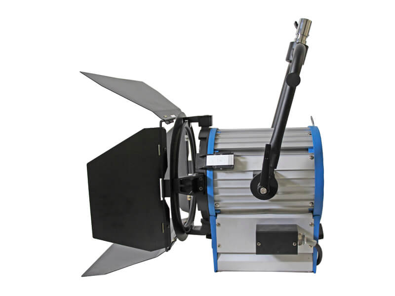 Прожектор Френеля мощностью 2000 Вт