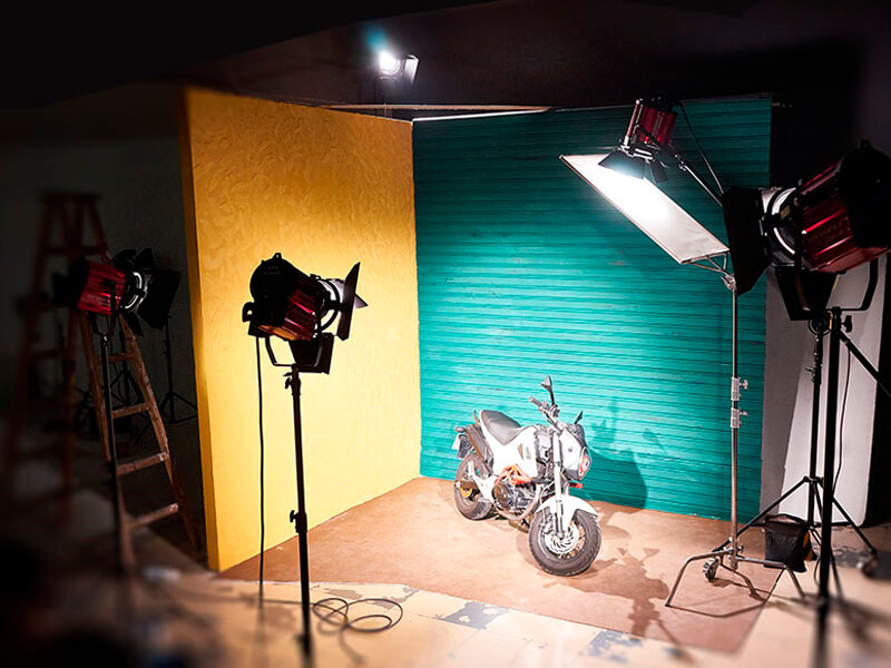 Прожектор Френеля мощностью 2000 Вт