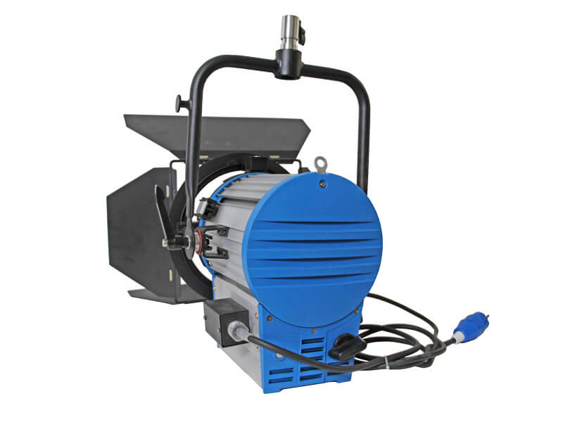 Прожектор Френеля мощностью 2000 Вт